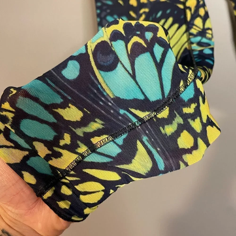 Yitty by Lizzo Mesh Me Smoothing High Waist Legging in Bright Ass Blue Buttafly